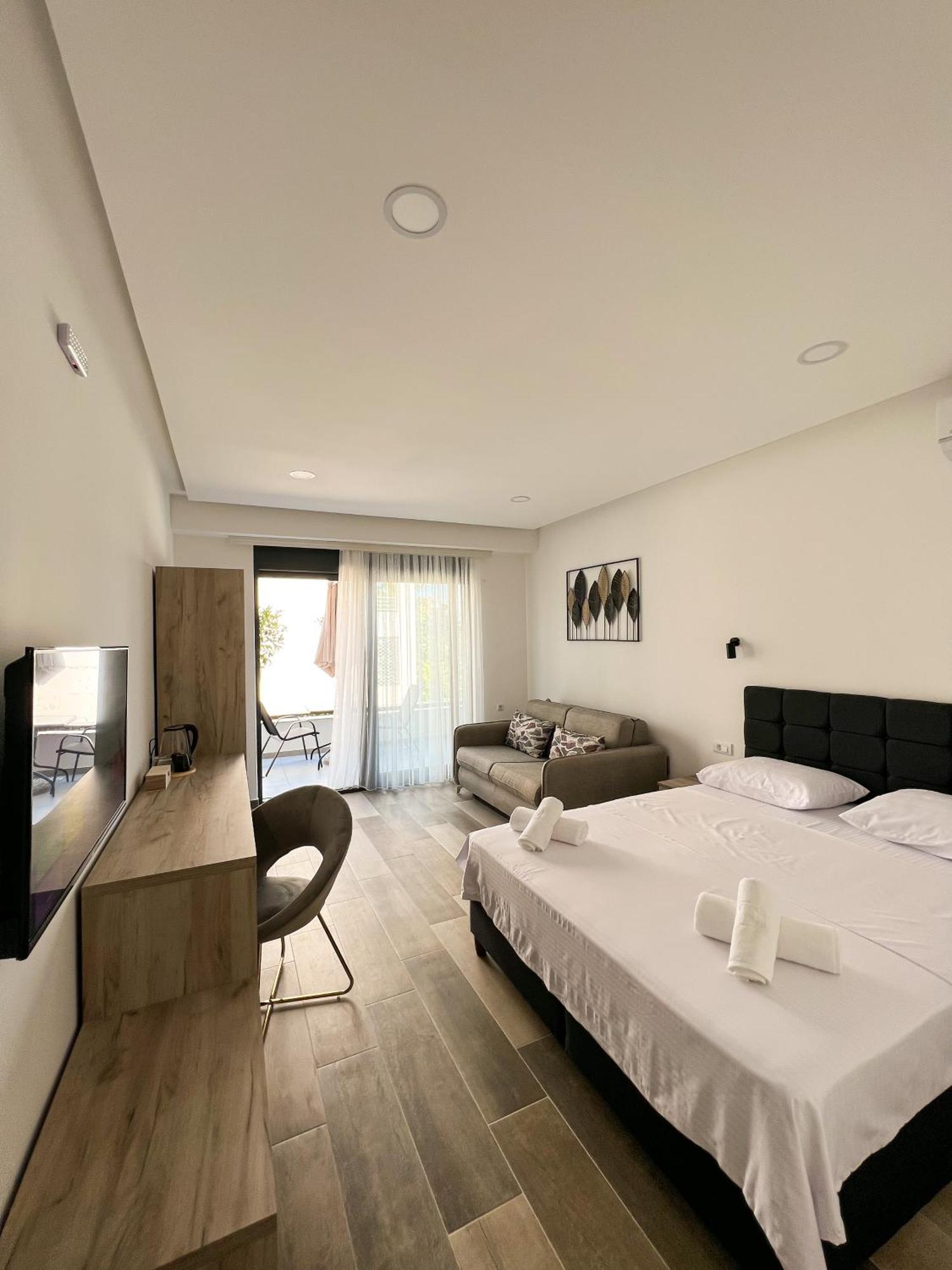 Square Residence Ulcinj Luaran gambar