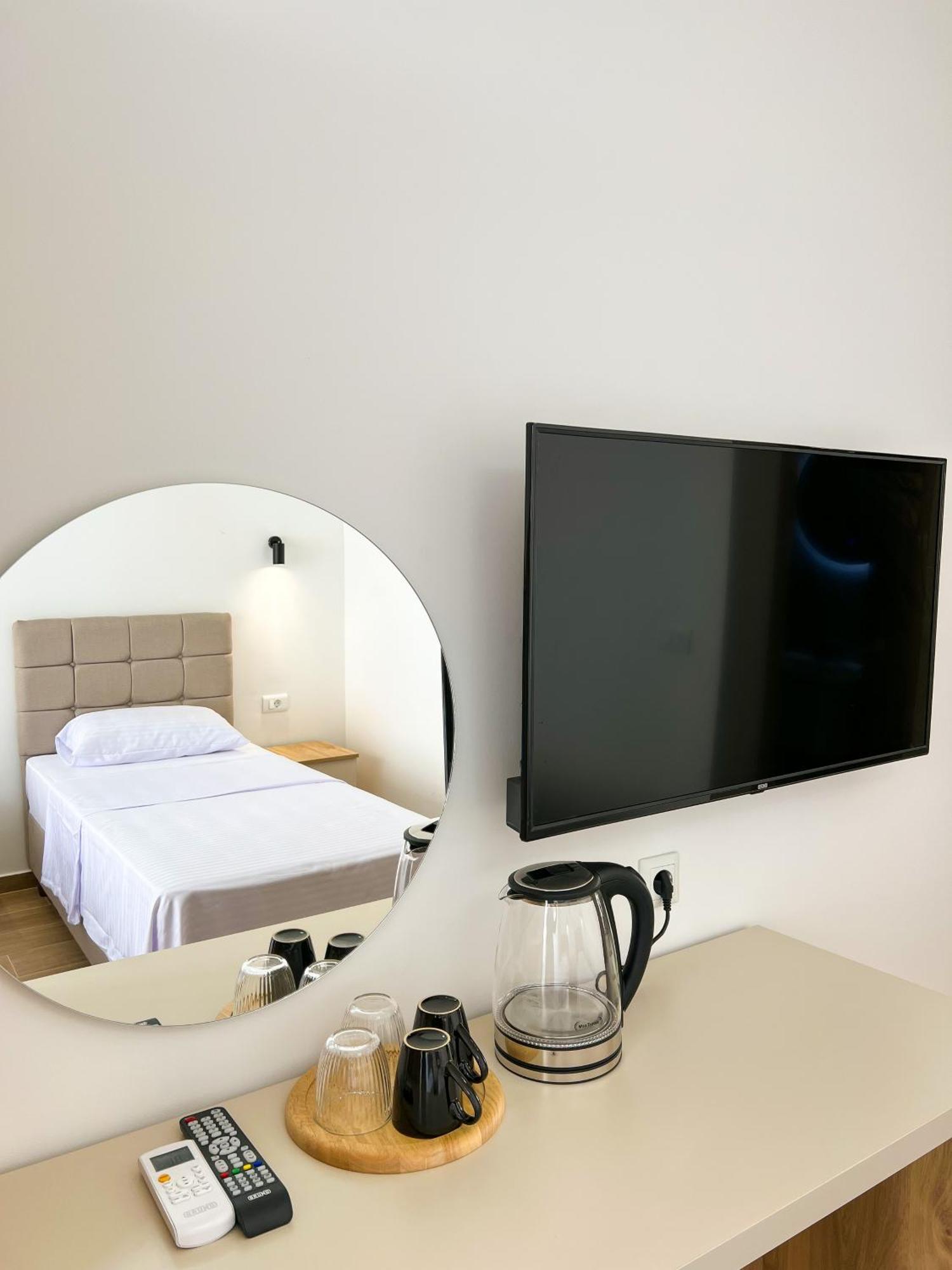 Square Residence Ulcinj Luaran gambar