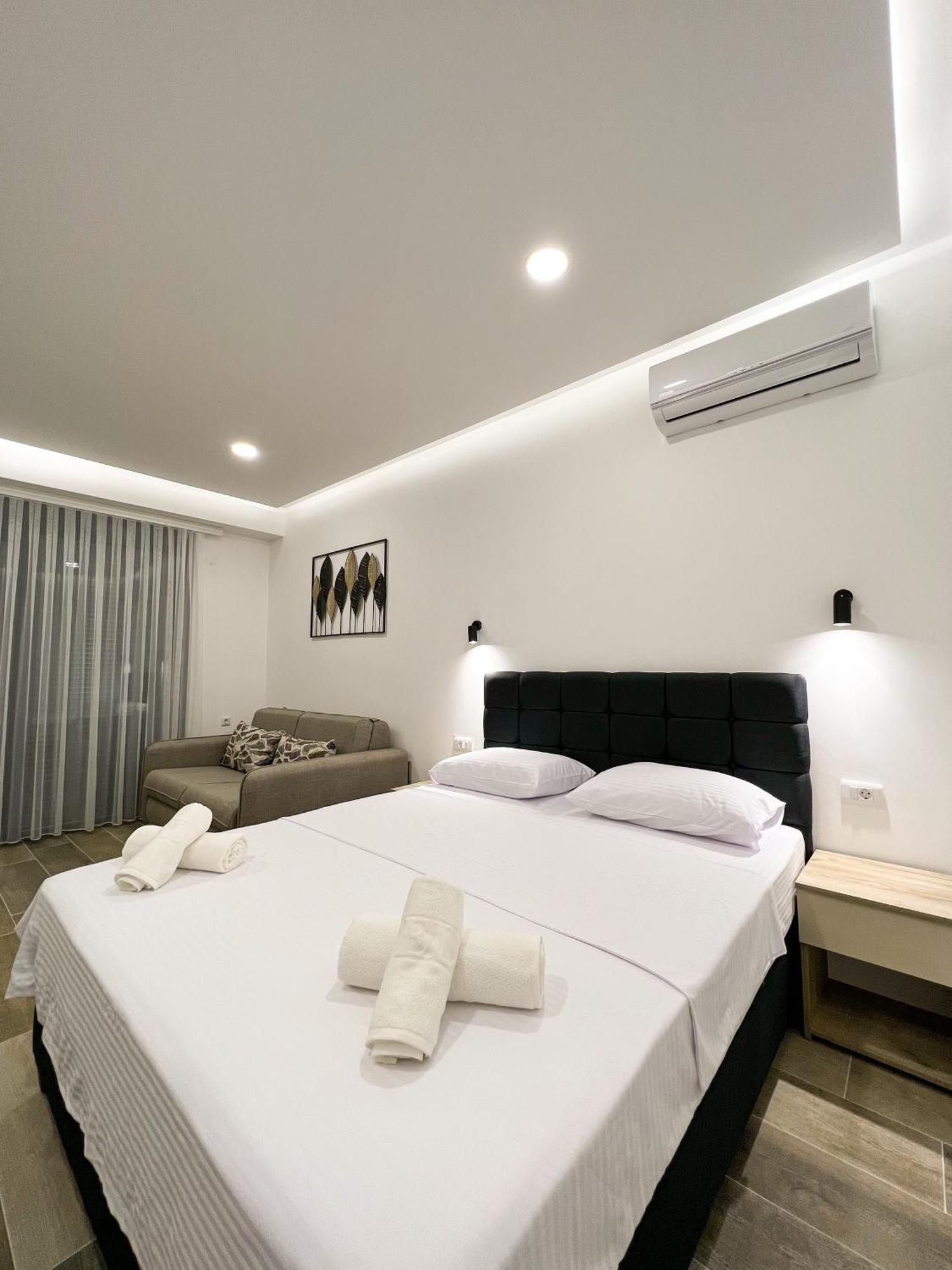 Square Residence Ulcinj Luaran gambar