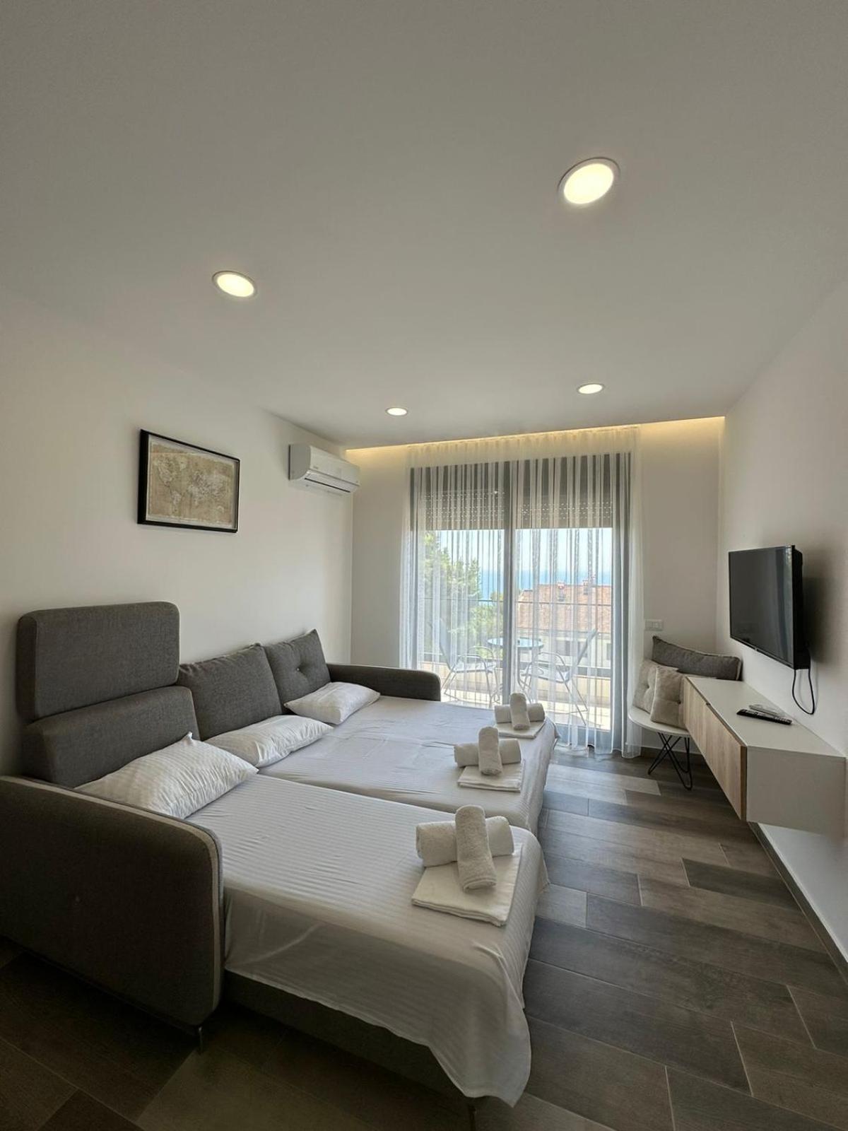 Square Residence Ulcinj Luaran gambar