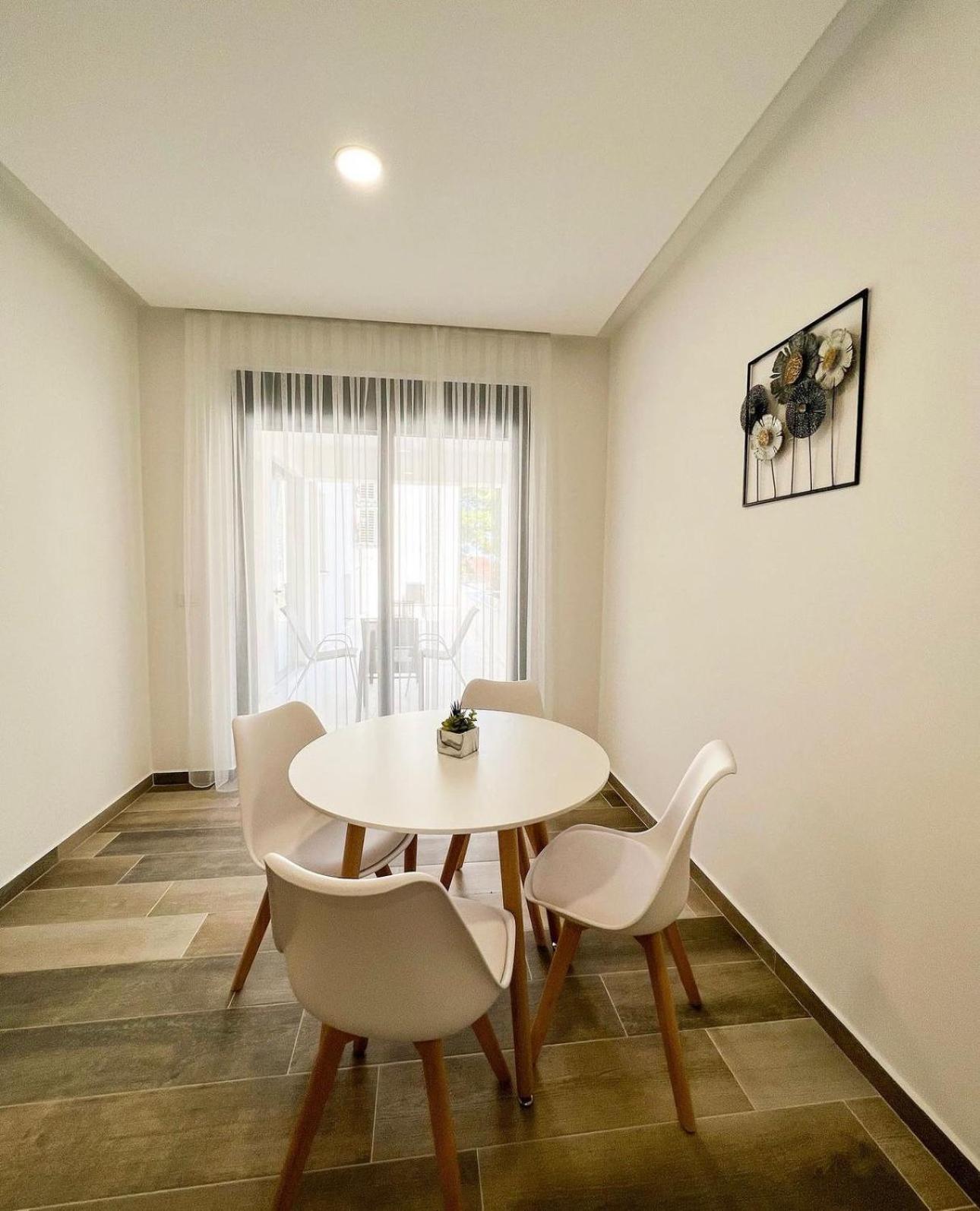 Square Residence Ulcinj Luaran gambar
