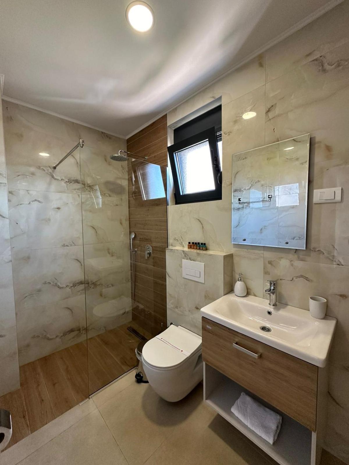 Square Residence Ulcinj Luaran gambar